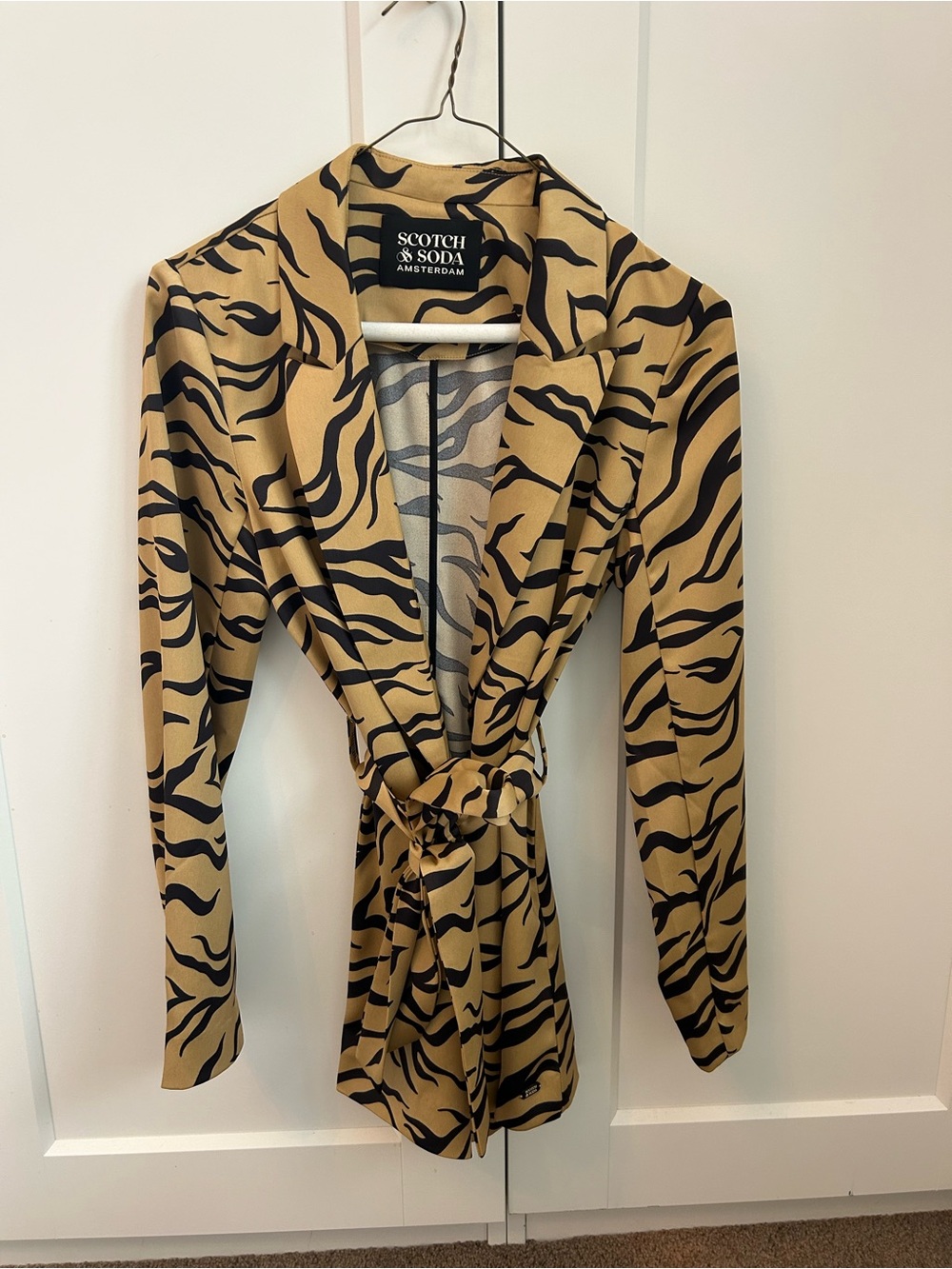 Scotch & Soda Black and Tan Zebra-Print Wrap Blazer